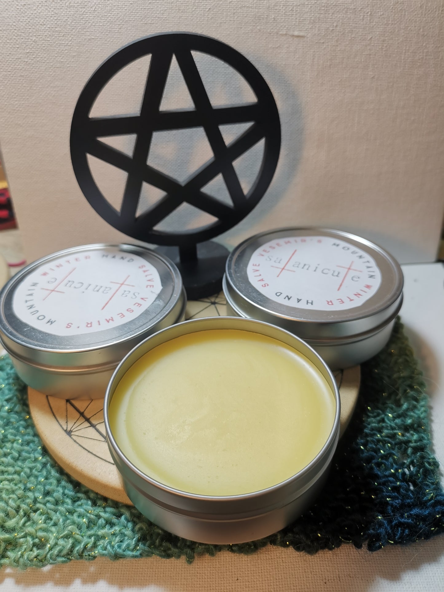 Vesemir's Mountain Winter Hand Salve